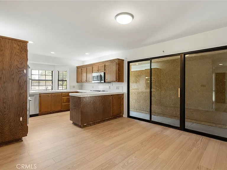 8331 Grand Ave — Photo 7