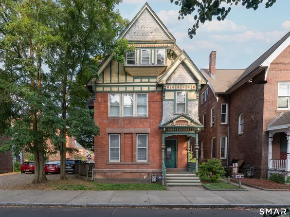 16 Lynwood Place, New Haven, CT 06511