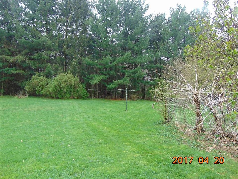 2nd image of 203 1st St