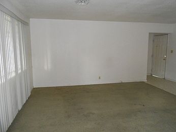 5th image of 205 Orchid Dr