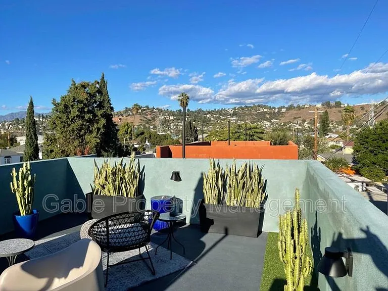2320 Fernleaf St — Photo 17