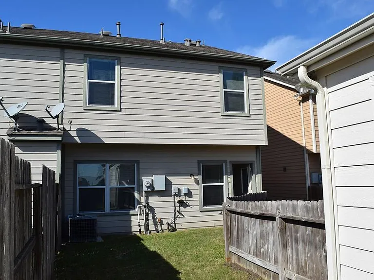 3418 Glenmore Meadow Dr — Photo 15