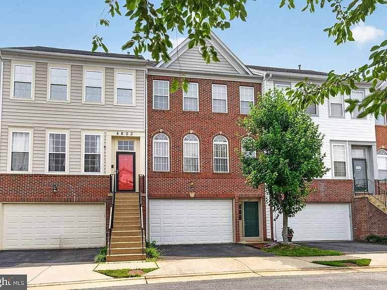 6805 Oregano Ln — Photo 1