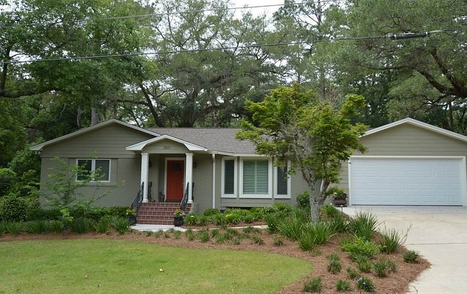 1st image of 2610 Lotus Dr