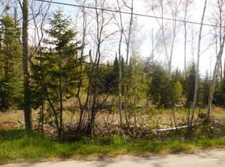 Hubert Rd, Hubbard lake, MI 49747