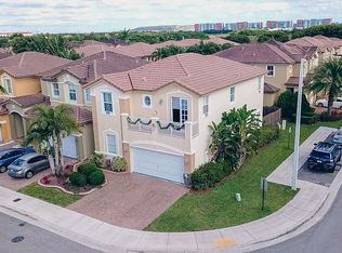 7421 NW 112th Pl, Doral, FL 33178