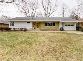 2109 Burlison Dr, Urbana, IL