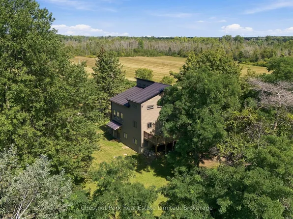 36 Gun Club Rd, Prince Edward County, ON K0K 2T0