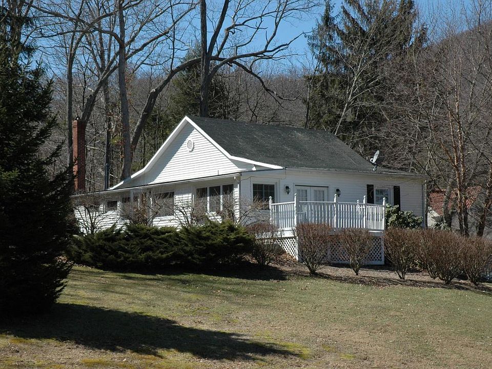 1st image of 30 Park Ln