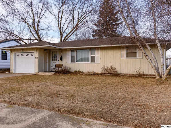 418 23rd St SW, Mason City, IA 50401
