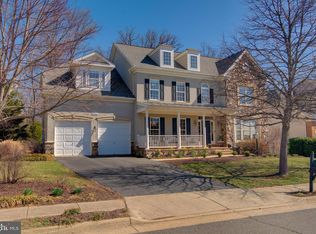 1804 Woods Edge Dr NE, Leesburg, VA