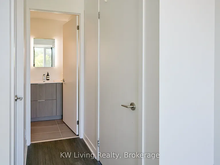 185 Alberta Ave #303 — Photo 32