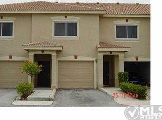 320 Crestwood Cir APT 203, Royal Palm Beach, FL 33411