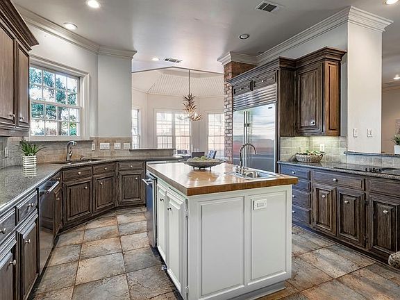 5th image of 5224 Corinthian Bay Dr
