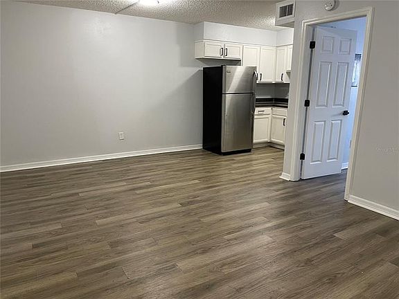 3rd image of 3710 W Cass St APT 16