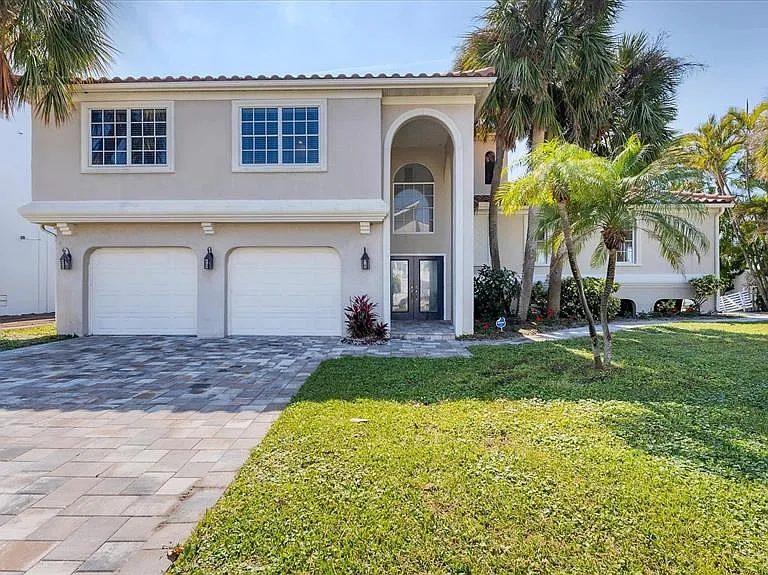 120 Sands Point Dr — Photo 3