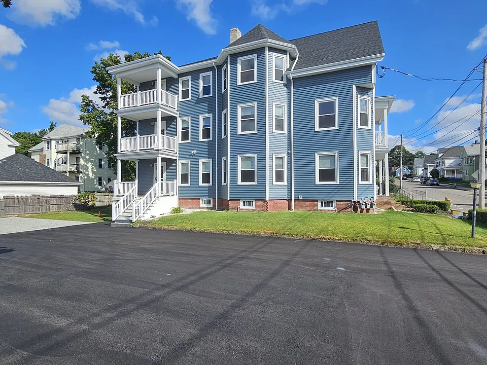 70 Weston St