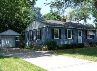 707 Big Rock Ave, Plano, IL 60545