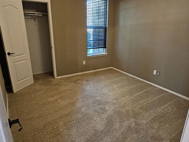 1202 Chestnut Hill Dr — Photo 24