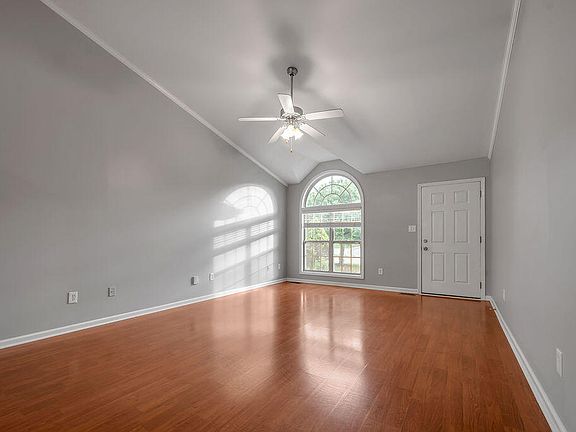 5th image of 213 New River Ct