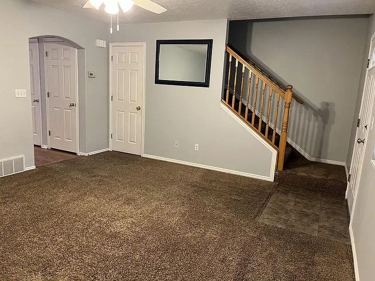 141 Penny Ln — Photo 3
