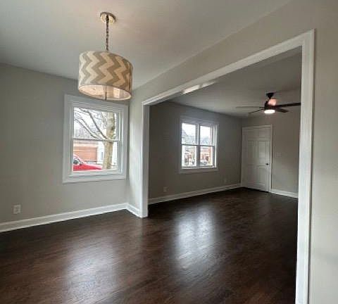 Dining room, hardwood floors