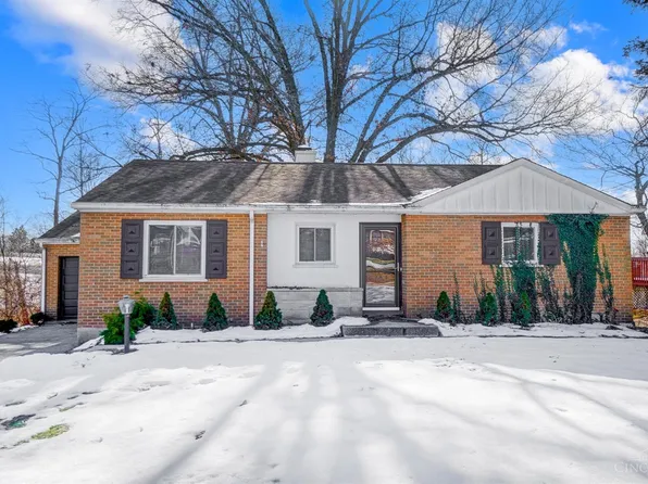 3673 Boomer Rd, Green Township, OH 45247