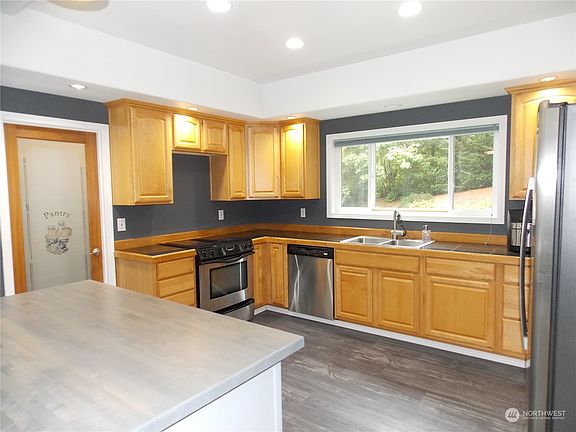 5th image of 5827 Capitol Creek Lane SW