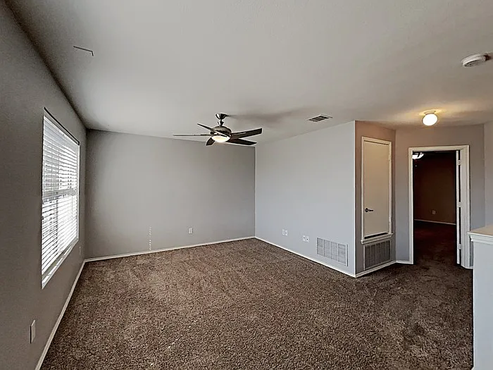2101 Franks St — Photo 15