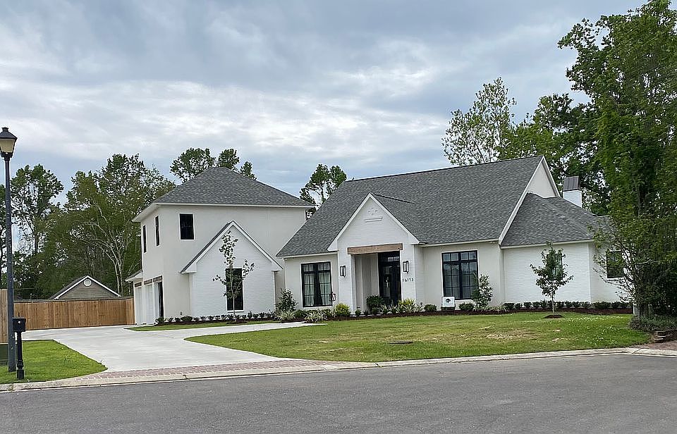 1st image of 16173 Tara Dr