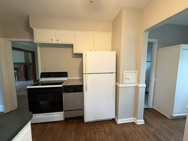4 bed, 1784 sqft, $1,950 — Photo 3