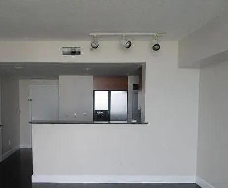 335 Biscayne Blvd #1711 — Photo 3