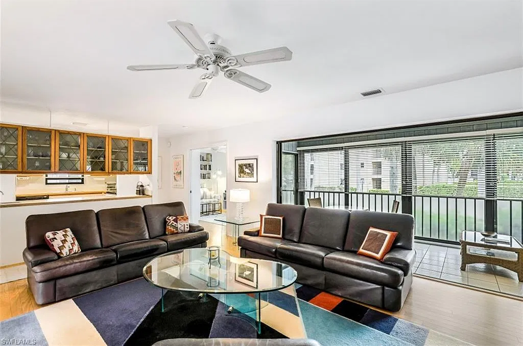 2 bed, 2.0 bath, 1529 sqft, $7,500 — Photo 2