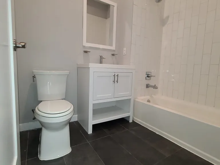 114 Ellison St — Photo 5