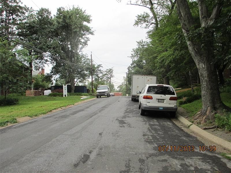 2nd image of 9949 Cherry Tree Ln