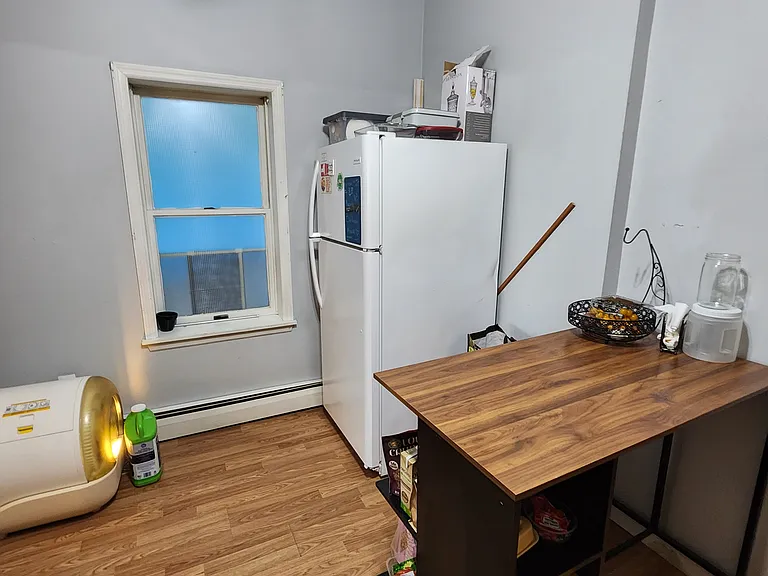 309 23rd St #1 — Photo 7