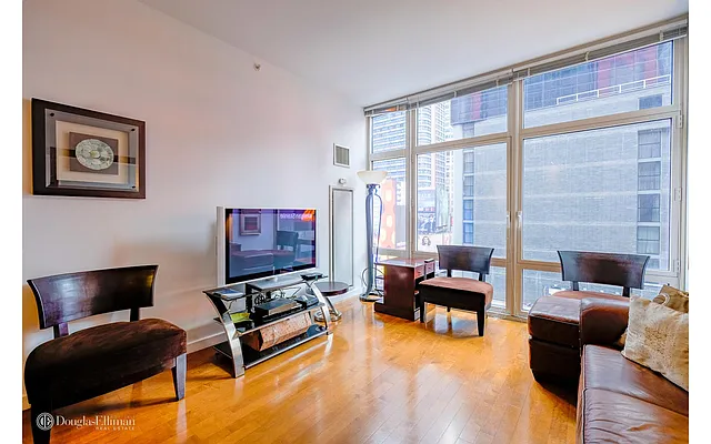 Rented by Douglas Elliman | media 4