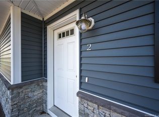 2801 State St #2, Hamden, CT 06517