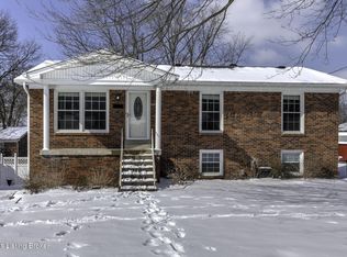 6806 Taffy Ann Dr, Louisville, KY 40228
