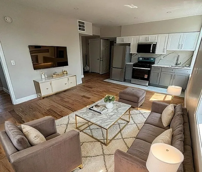 101 Grand Ave #2D — Photo 4