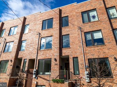 23 E Durham St #C2, Philadelphia, PA, 19119