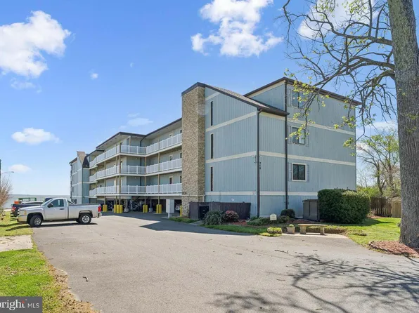 715 Washington Ave Unit 5, Colonial Beach, VA 22443