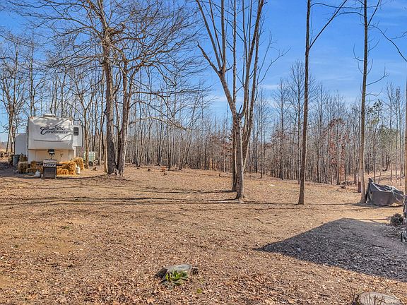 4th image of 262 Deer Haven Rd