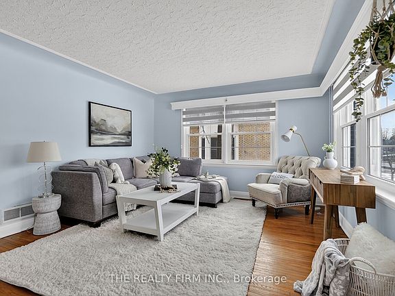 5th image of 7061 Longwoods Rd