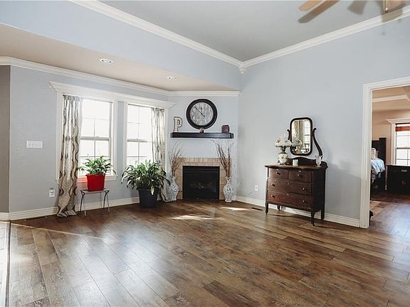2nd image of 2 Drifton Ln