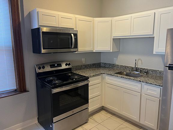 2nd image of 3246 Nebraska Ave #A