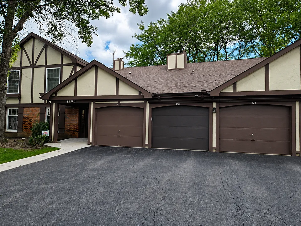 2700 Northampton Dr