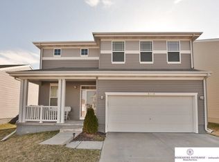 8018 N 150th Ter, Bennington, NE 68007