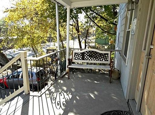 4th image of 1401 Washington St