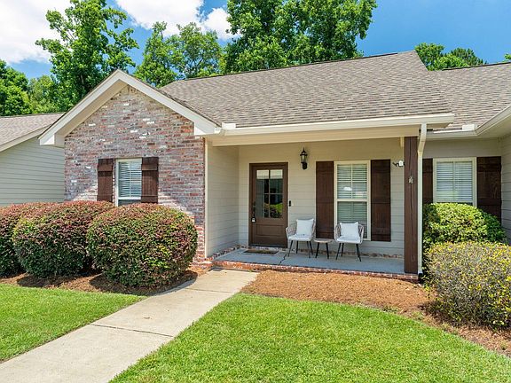 4th image of 45 Caitlynn Cir